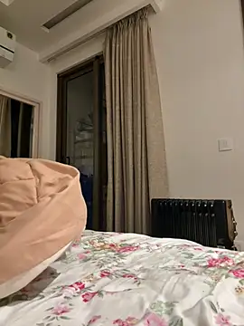 Snapshot of miaoberoi chatting on 27, 2, 2025 miaoberoi online show from 27, 2, 2025