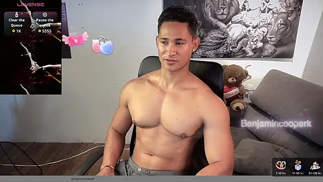 Snapshot of BenjaminCooperk chatting on 26, 10, 2025 BenjaminCooperk online show from 26, 10, 2025