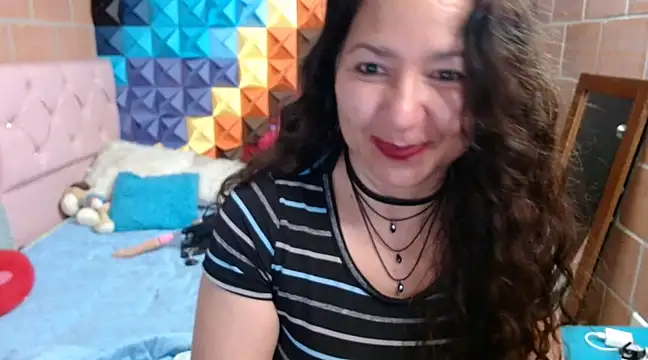 Snapshot of katifoxx chatting on 12, 3, 2025 katifoxx online show from 12, 3, 2025