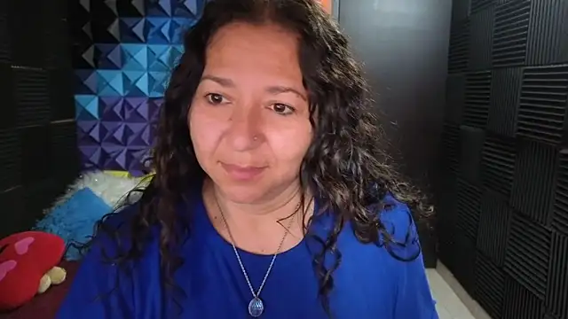 Snapshot of katifoxx chatting on 17, 9, 2025 katifoxx online show from 17, 9, 2025