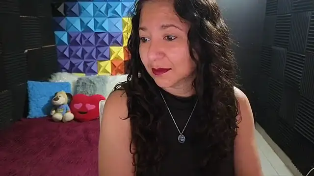 Snapshot of katifoxx chatting on 7, 10, 2025 katifoxx online show from 7, 10, 2025