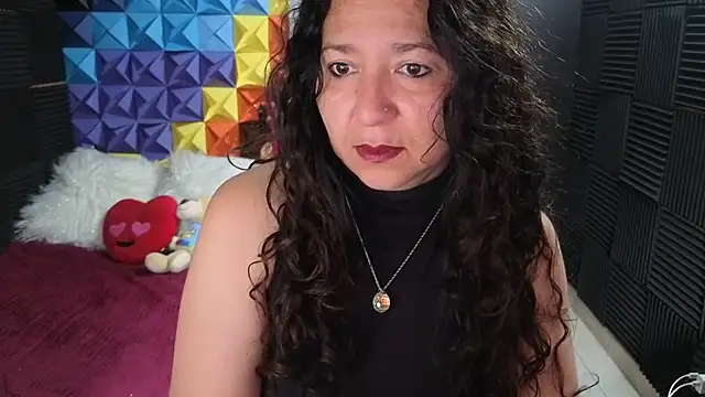 Snapshot of katifoxx chatting on 13, 11, 2025 katifoxx online show from 13, 11, 2025