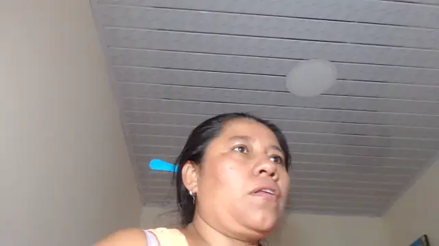 adrixxx38 online show from 28, 9, 2025