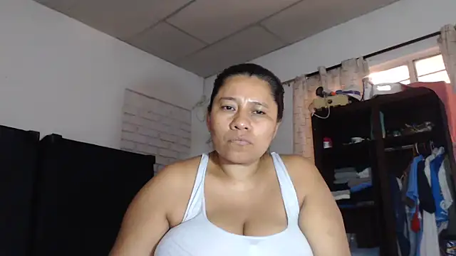 adrixxx38 online show from 17, 2, 2026