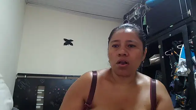 adrixxx38 online show from 31, 5, 2026