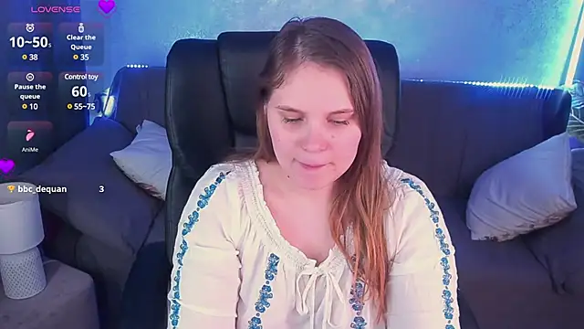 Snapshot of VinnaSky chatting on 14, 3, 2025 VinnaSky online show from 14, 3, 2025