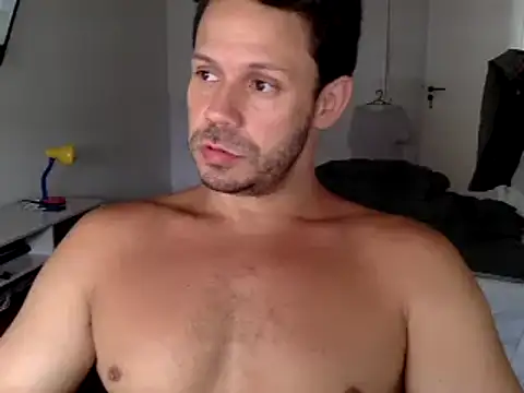 Snapshot of FelipeRiver chatting on 5, 2, 2025 FelipeRiver online show from 5, 2, 2025