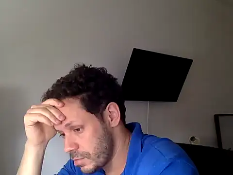 Snapshot of FelipeRiver chatting on 3, 10, 2025 FelipeRiver online show from 3, 10, 2025