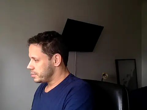 Snapshot of FelipeRiver chatting on 9, 10, 2025 FelipeRiver online show from 9, 10, 2025