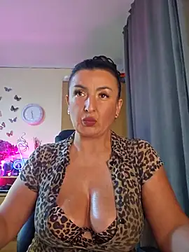 Snapshot of Hotangel75 chatting on 2, 10, 2025 Hotangel75 online show from 2, 10, 2025