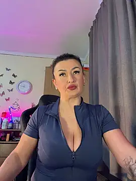 Snapshot of Hotangel75 chatting on 9, 3, 2026 Hotangel75 online show from 9, 3, 2026
