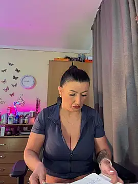 Snapshot of Hotangel75 chatting on 13, 3, 2026 Hotangel75 online show from 13, 3, 2026