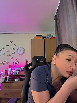 Snapshot of Hotangel75 chatting on 27, 3, 2026 Hotangel75 online show from 27, 3, 2026