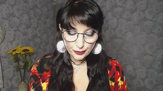 Snapshot of Aziza1 chatting on 7, 3, 2025 Aziza1 online show from 7, 3, 2025