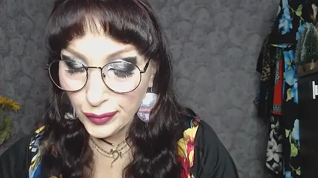 Snapshot of Aziza1 chatting on 22, 11, 2025 Aziza1 online show from 22, 11, 2025