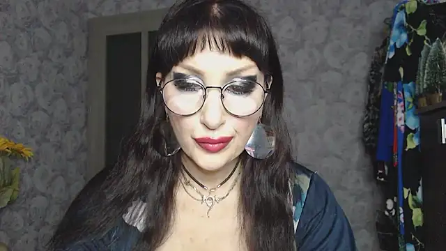 Snapshot of Aziza1 chatting on 29, 11, 2025 Aziza1 online show from 29, 11, 2025