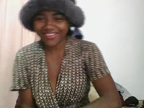 Snapshot of Hamie_sexy chatting on 18, 9, 2025 Hamie sexy online show from 18, 9, 2025