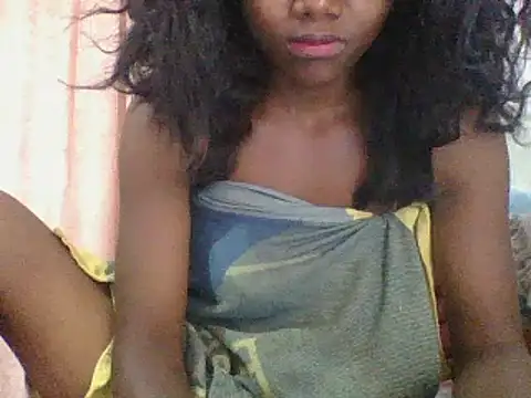 Snapshot of Hamie_sexy chatting on 28, 11, 2025 Hamie sexy online show from 28, 11, 2025