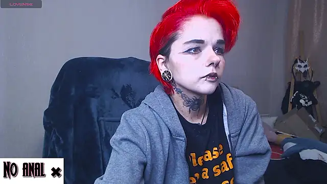 Snapshot of Dark__Elf chatting on 6, 12, 2024 Dark Elf online show from 6, 12, 2024