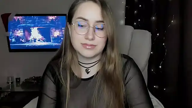Snapshot of SeasonalSomeone chatting on 10, 1, 2025 SeasonalSomeone online show from 10, 1, 2025