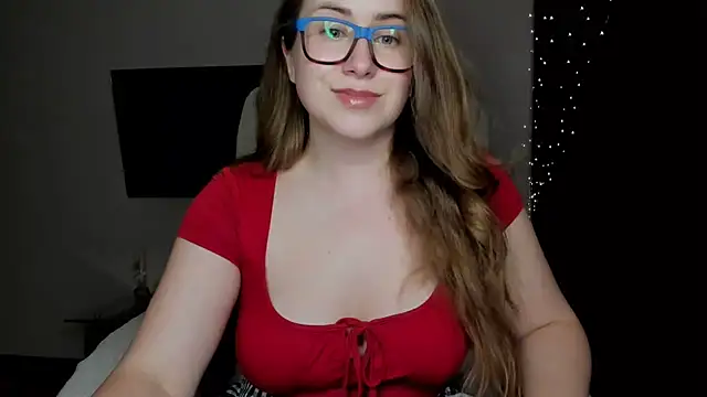 Snapshot of SeasonalSomeone chatting on 1, 10, 2025 SeasonalSomeone online show from 1, 10, 2025