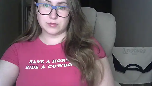 SeasonalSomeone online show from 17, 6, 2026