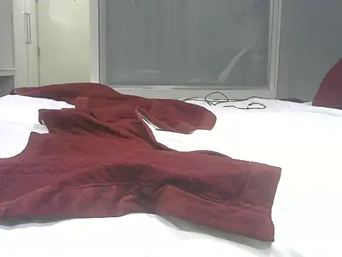 Snapshot of hotindianstud chatting on 4, 11, 2025 hotindianstud online show from 4, 11, 2025