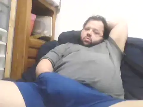 Strongbutgentle36 online show from 18, 1, 2025