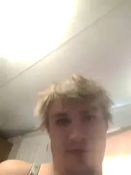 MaddyC6992 online show from 30, 10, 2025