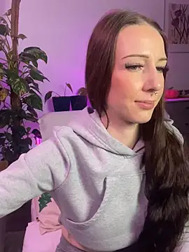 Snapshot of Trixie-Tainted chatting on 3, 12, 2024 Trixie-Tainted online show from 3, 12, 2024