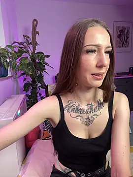 Snapshot of Trixie-Tainted chatting on 14, 1, 2025 Trixie-Tainted online show from 14, 1, 2025