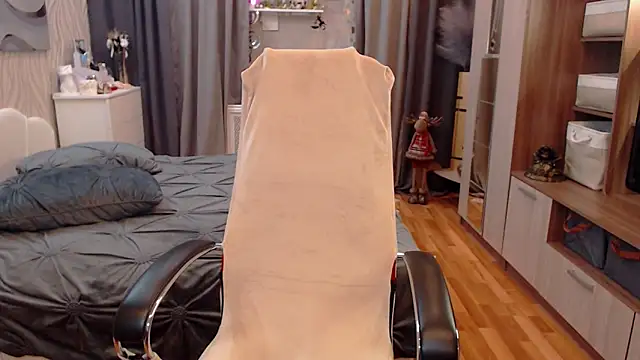 Snapshot of Victoria_BBW chatting on 24, 2, 2025 Victoria BBW online show from 24, 2, 2025