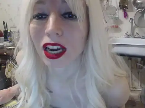 mimimi28 online show from 5, 12, 2024