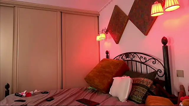 Snapshot of einneuesleben chatting on 8, 2, 2025 einneuesleben online show from 8, 2, 2025