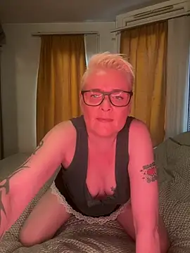 Gizzithehotone online show from 20, 3, 2026