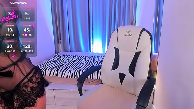 HelenaRegal online show from 7, 12, 2024