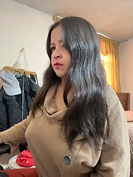 latinfemale online show from 11, 3, 2026