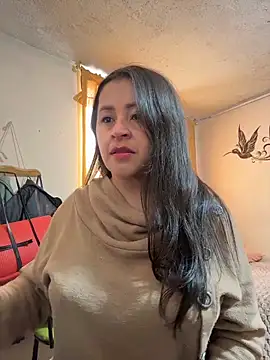 latinfemale online show from 27, 3, 2026