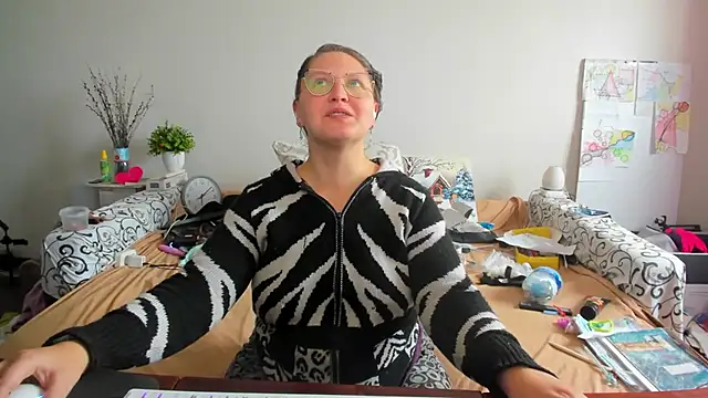 IamYourNarcotic online show from 6, 3, 2026