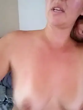 Snapshot of Mllesha74000 chatting on 14, 9, 2025 Mllesha74000 online show from 14, 9, 2025