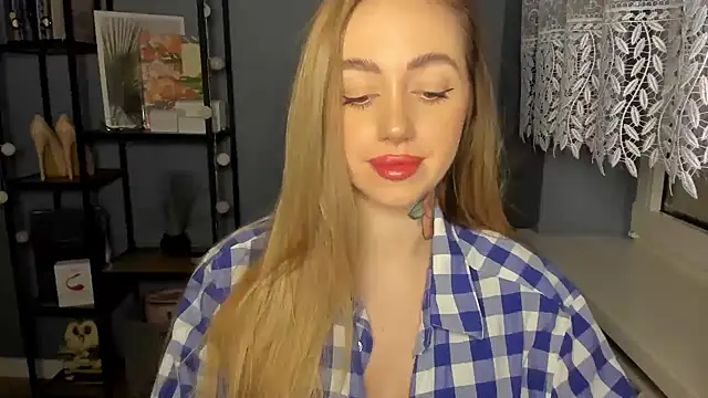 Snapshot of sexyCoralie chatting on 16, 12, 2024 sexyCoralie online show from 16, 12, 2024