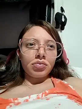 Snapshot of linda-schmidt chatting on 15, 3, 2025 linda-schmidt online show from 15, 3, 2025