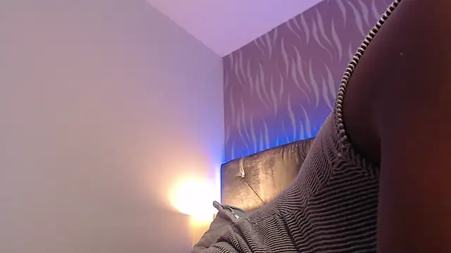 Snapshot of KayaBrown chatting on 1, 2, 2025 KayaBrown online show from 1, 2, 2025
