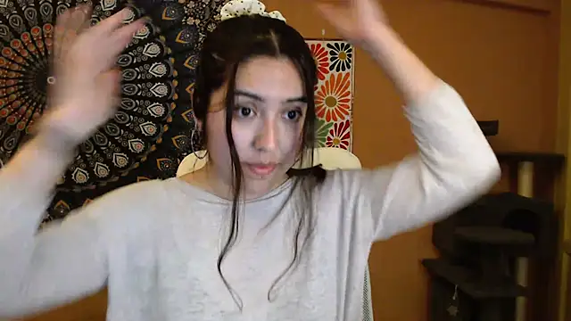 Snapshot of IntimateTales chatting on 13, 2, 2025 IntimateTales online show from 13, 2, 2025