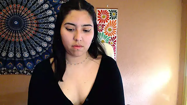 Snapshot of IntimateTales chatting on 21, 3, 2025 IntimateTales online show from 21, 3, 2025