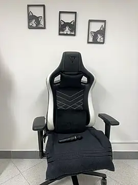 KellyBrooklyn  online show from 20, 2, 2025