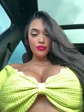 Snapshot of emma_andrew1 chatting on 14, 2, 2025 emma andrew1 online show from 14, 2, 2025