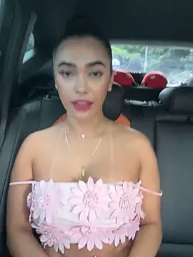 Snapshot of emma_andrew1 chatting on 21, 9, 2025 emma andrew1 online show from 21, 9, 2025