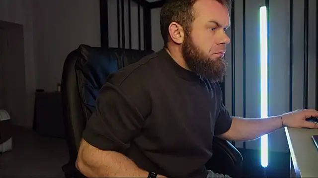 Snapshot of Tommy_Burnz chatting on 26, 2, 2025 Tommy Burnz online show from 26, 2, 2025