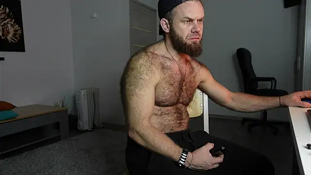 Snapshot of Tommy_Burnz chatting on 23, 11, 2025 Tommy Burnz online show from 23, 11, 2025